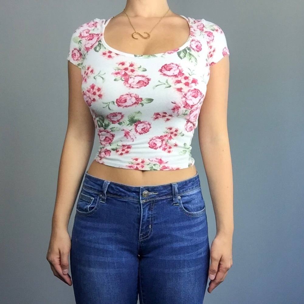 5/$20 Floral Crop Top
